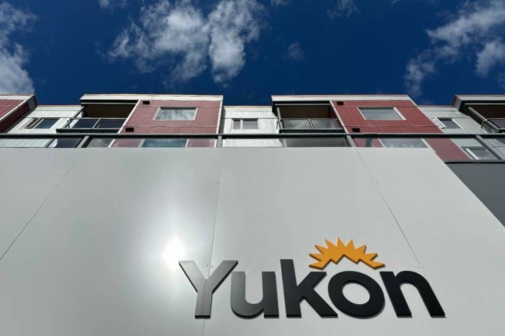 Minister mulls longer hours, more services at Whitehorse walk-in clinic